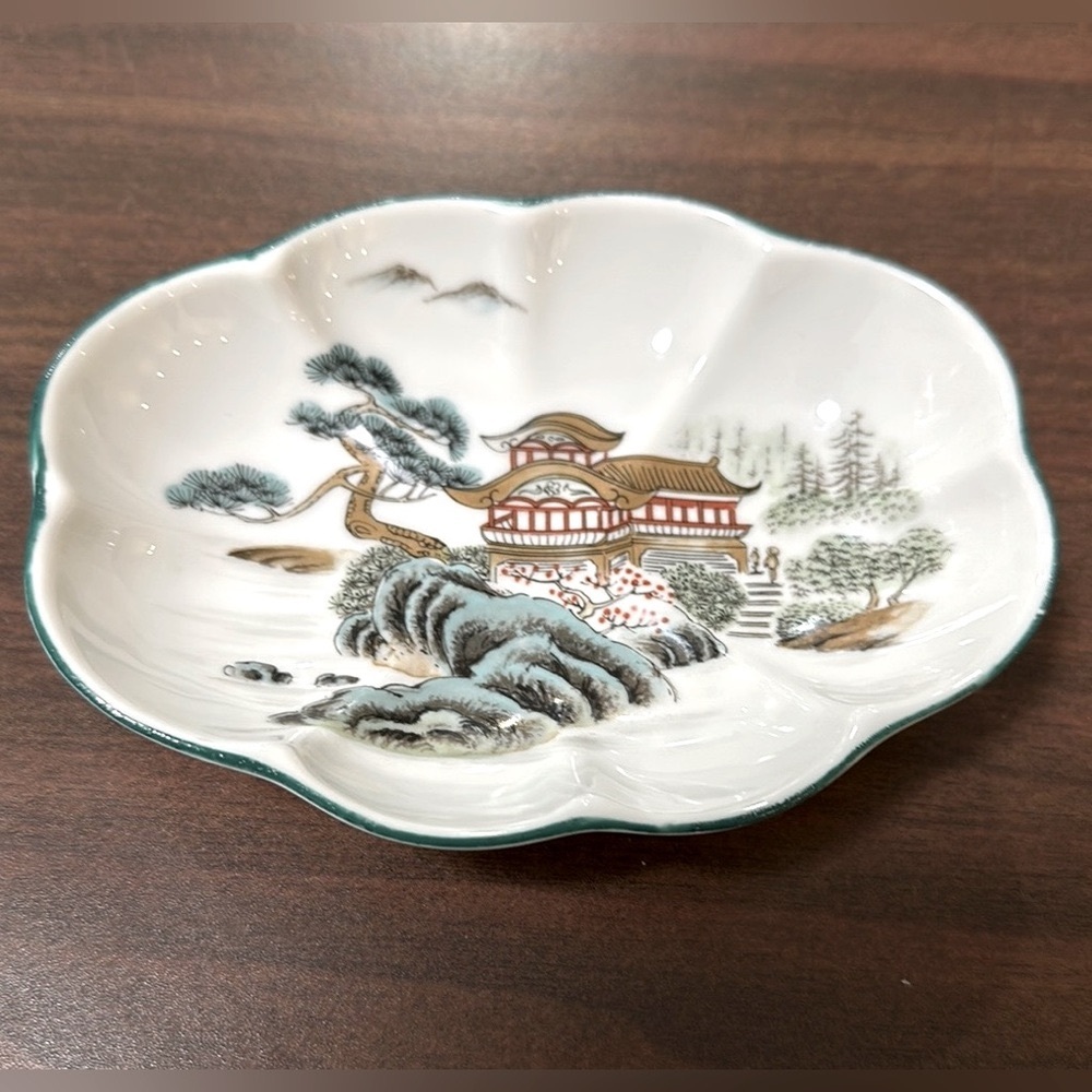 VTG Fine China Vanity Tray Soap Dish Exclusively made by Ben Rickert in Japan